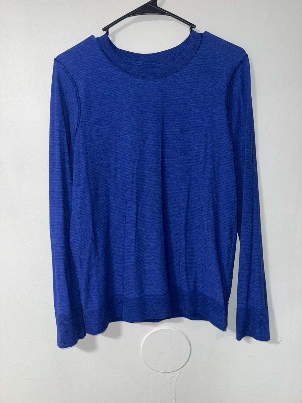 Lululemon Breeze By Long Sleeve Crewneck Athletic Shirt Royal Blue